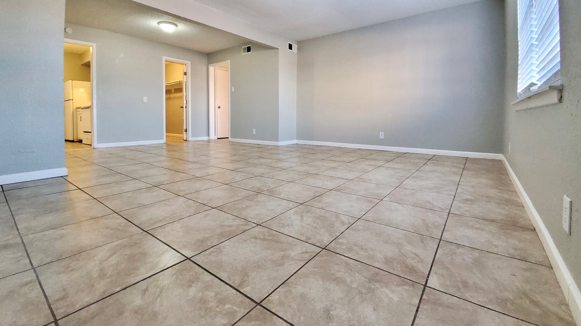 3862 Englewood Circle